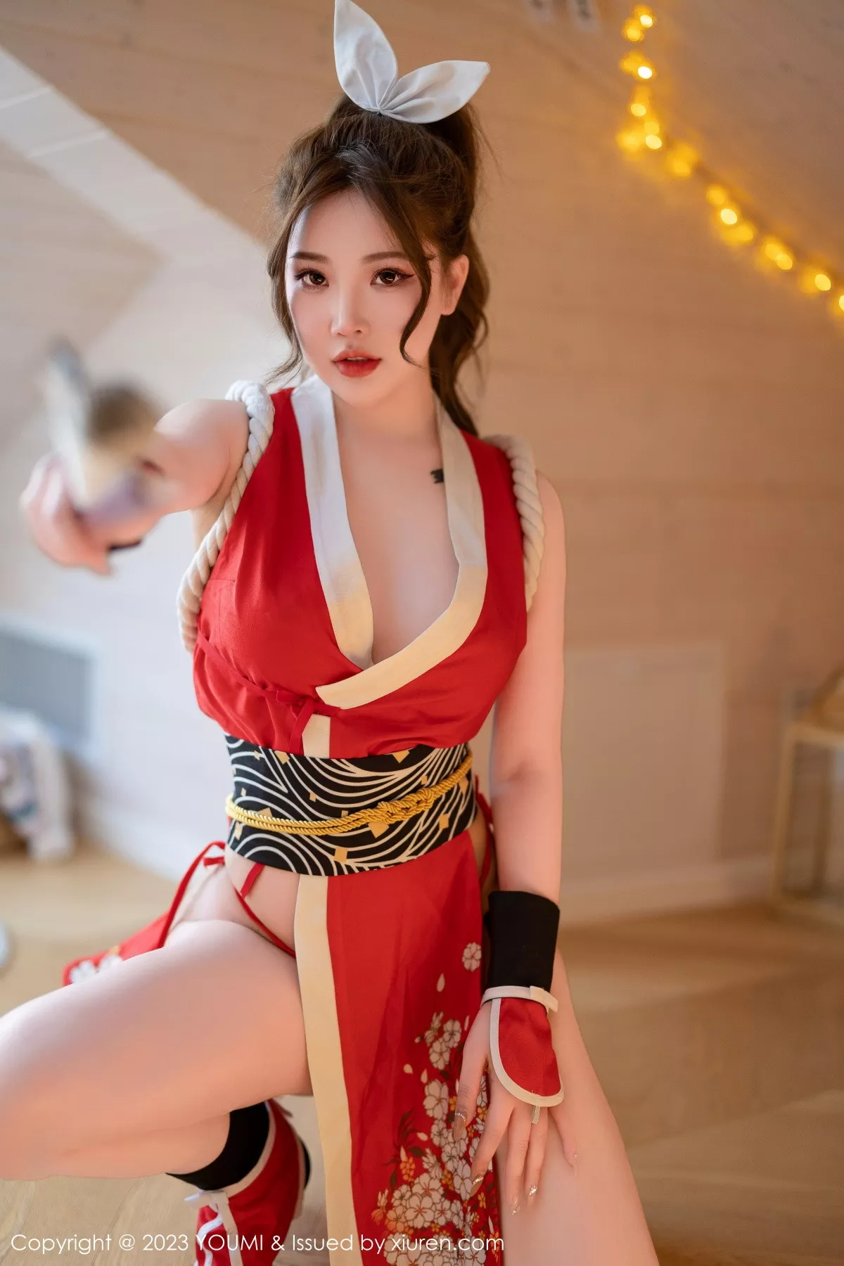 秀人集.com_[YouMi尤蜜荟]Vol.962_模特小海臀Rena红色不知火舞cosplay服饰秀浑圆翘臀诱惑写真70P