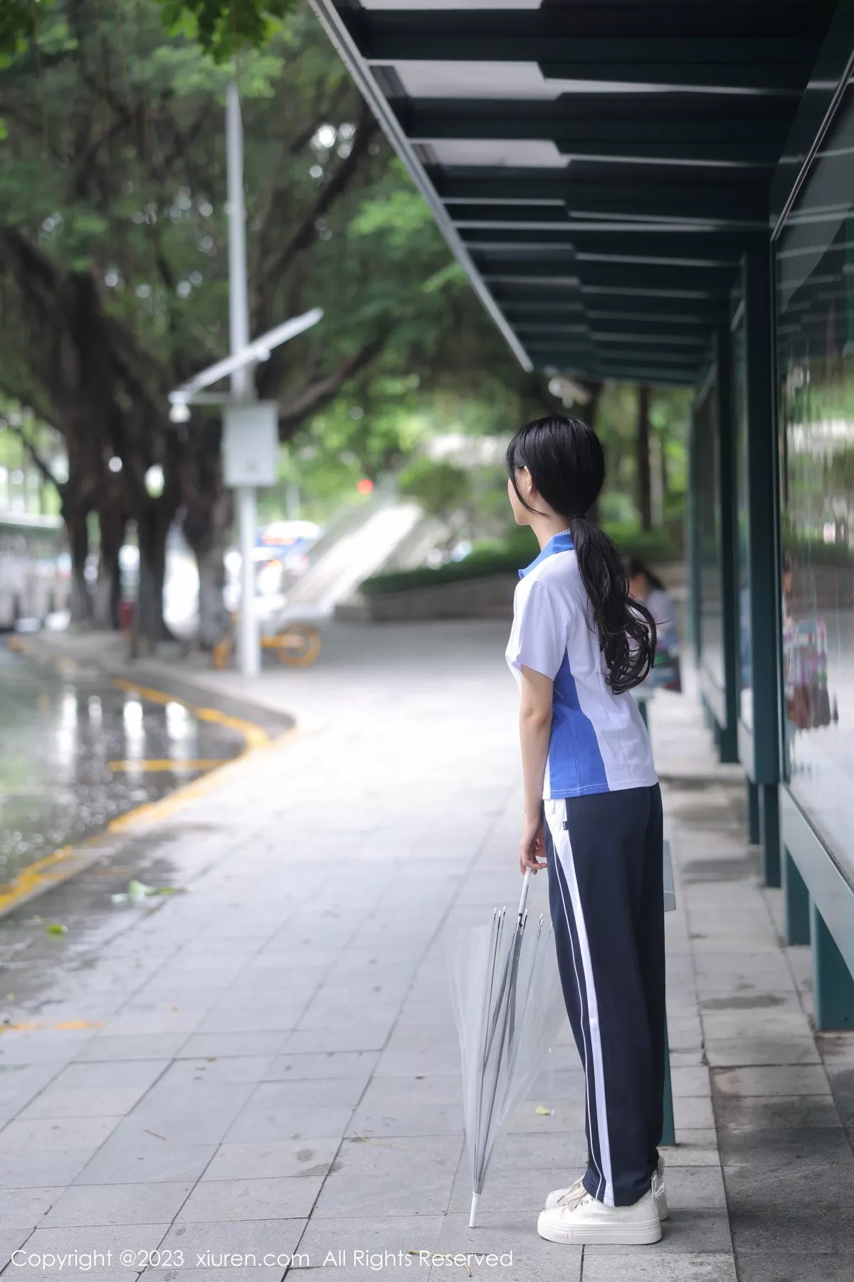 秀人集.com_[XiuRen秀人网]No.7085_模特幼幼性感学妹装扮半脱露蕾丝内衣秀完美身材迷人诱惑写真102P