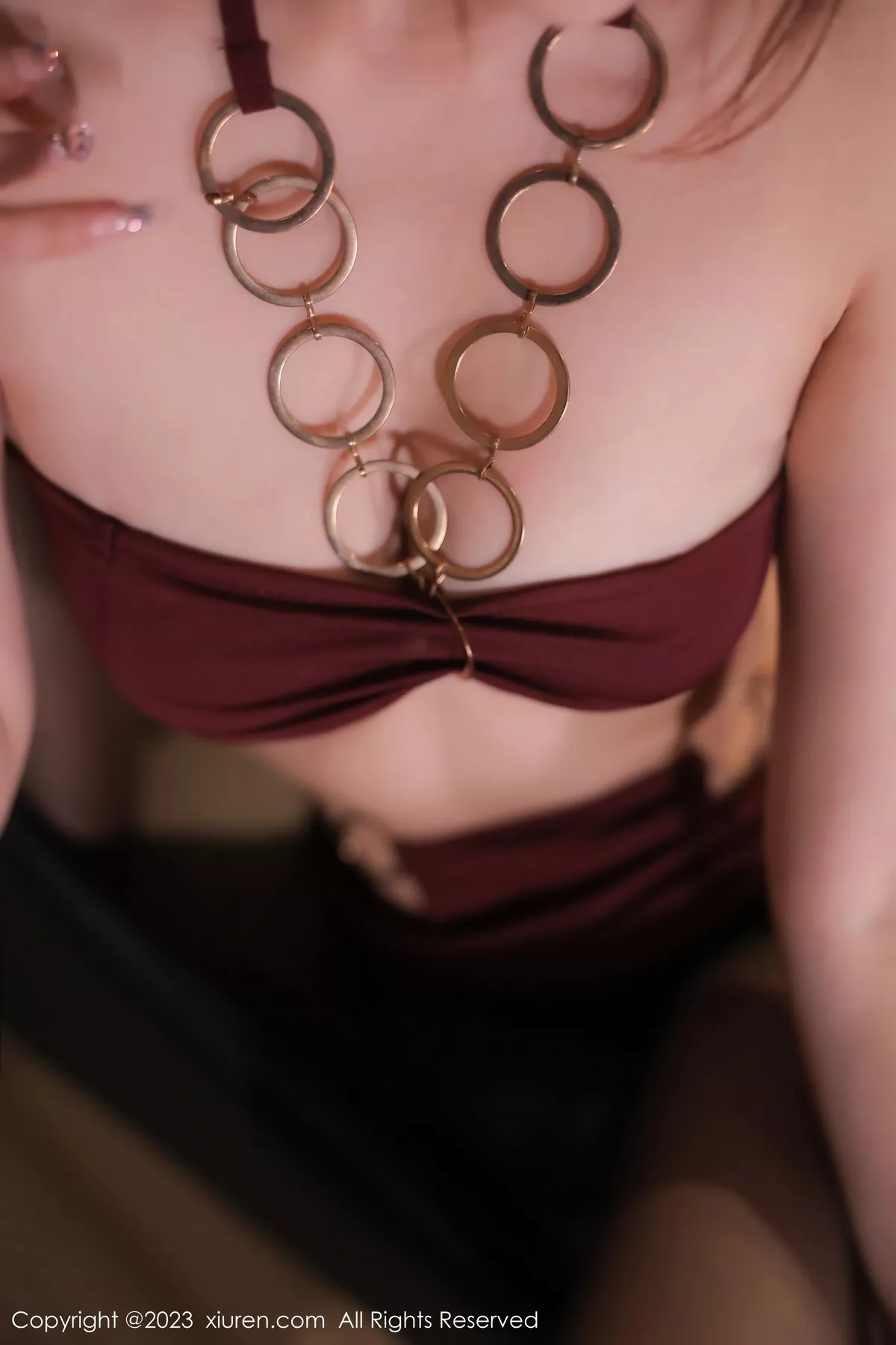 秀人集.com_[XiuRen秀人网]No.7078_模特汐汐baby性感暗红服饰配超薄黑丝秀凹凸身材完美诱惑写真90P