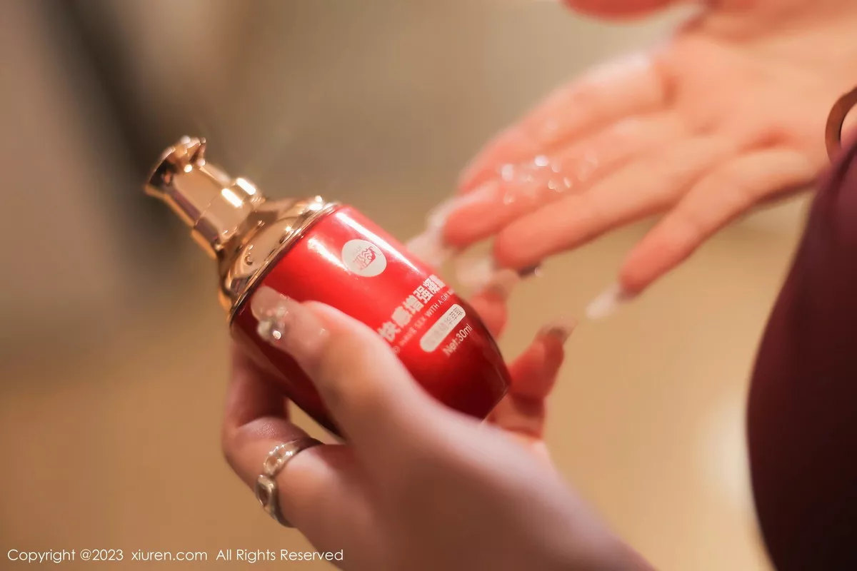 秀人集.com_[XiuRen秀人网]No.7078_模特汐汐baby性感暗红服饰配超薄黑丝秀凹凸身材完美诱惑写真90P