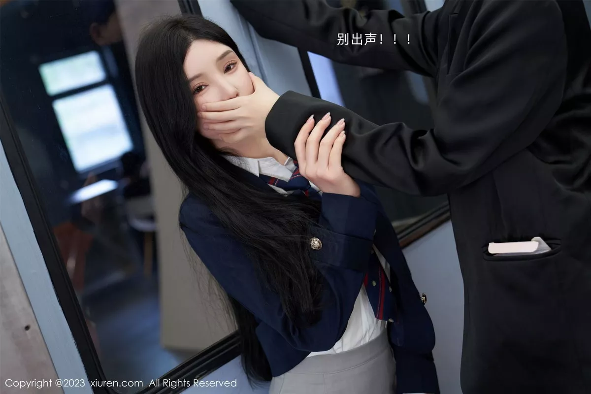 秀人集.com_[XiuRen秀人网]No.7086_女神周于希Sally地铁场景性感白色内衣配超薄黑丝完美诱惑写真100P