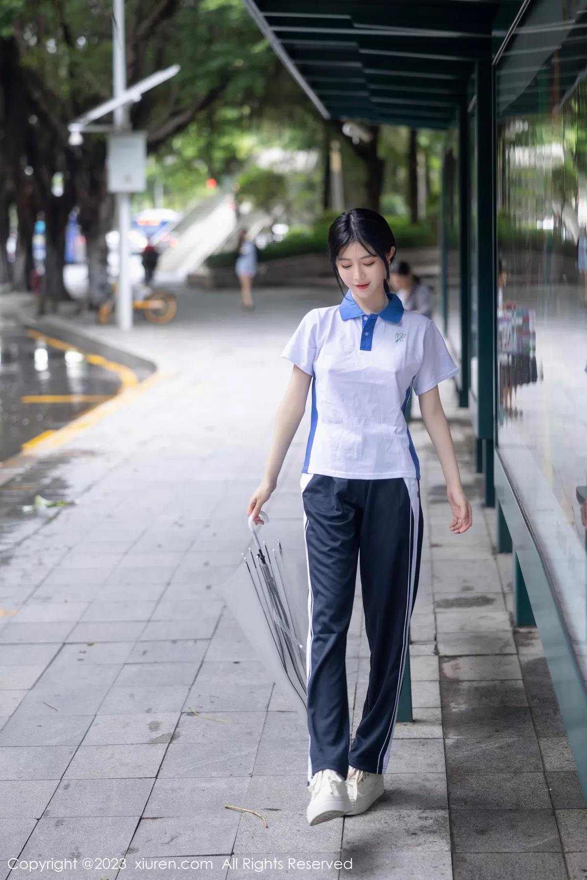 秀人集.com_[XiuRen秀人网]No.7085_模特幼幼性感学妹装扮半脱露蕾丝内衣秀完美身材迷人诱惑写真102P