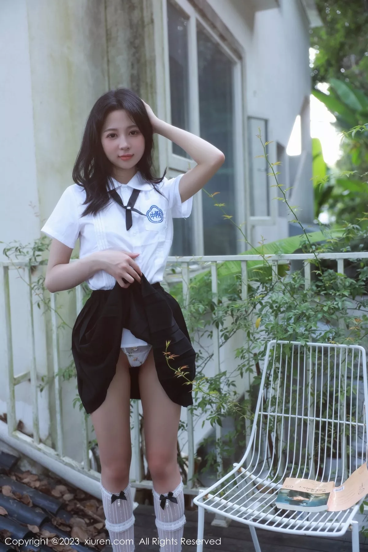 秀人集.com_[XiuRen秀人网]No.6969_模特糖豆sisi白色上衣配黑短裙露性感淡色轻透内衣迷人诱惑写真61P