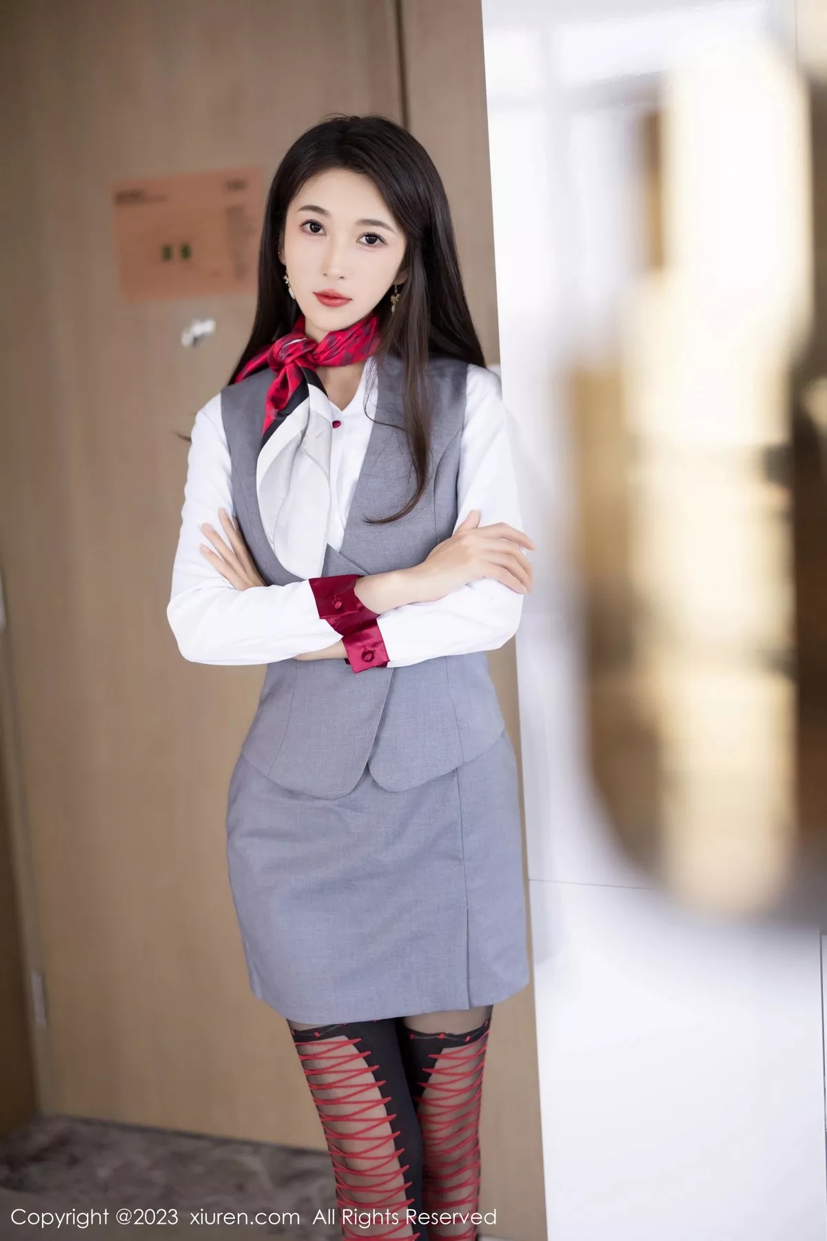 秀人集.com_[XiuRen秀人网]No.6967_模特林乐一性感灰色制服露黑色轻透连体衣秀曼妙身姿诱惑写真87P