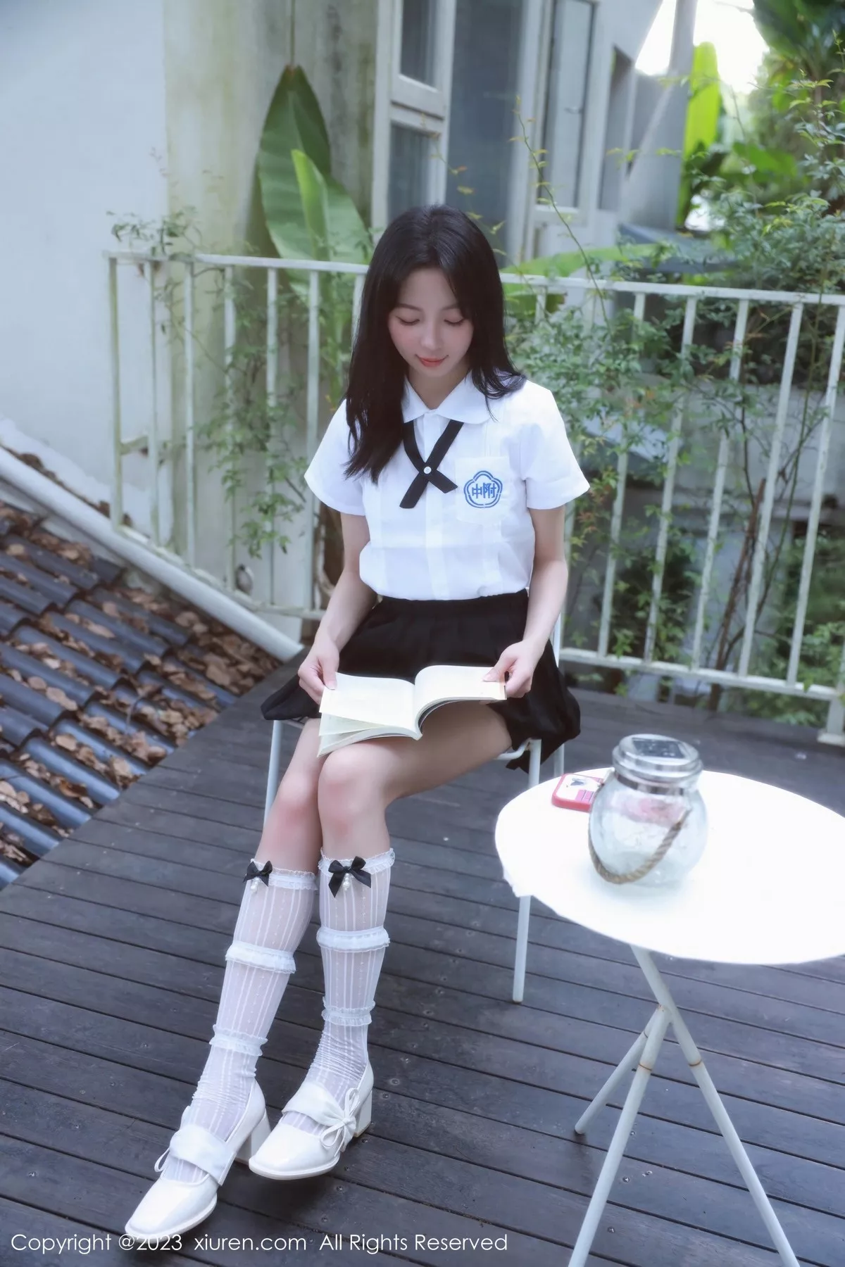 秀人集.com_[XiuRen秀人网]No.6969_模特糖豆sisi白色上衣配黑短裙露性感淡色轻透内衣迷人诱惑写真61P