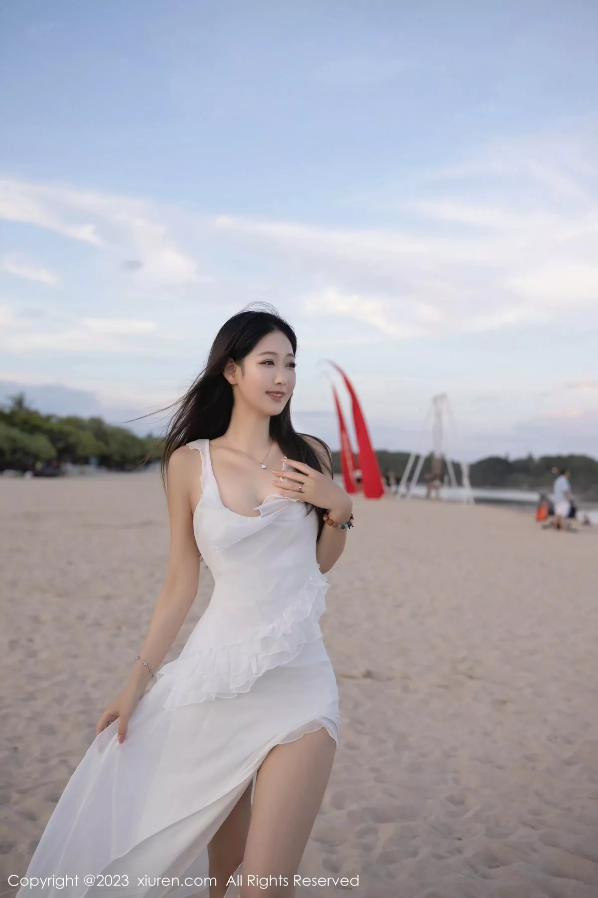 秀人集.com_[XiuRen秀人网]No.6976_模特唐安琪白色连衣长裙+性感白色吊带睡裙秀曼妙身姿诱惑写真80P