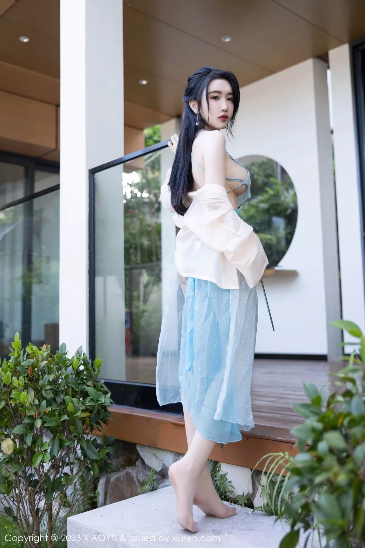 秀人集.com_[XiaoYu画语界]Vol.1057_女神Cherry樱桃酱淡蓝古装服饰配超薄肉丝秀惹火身材诱惑写真81P