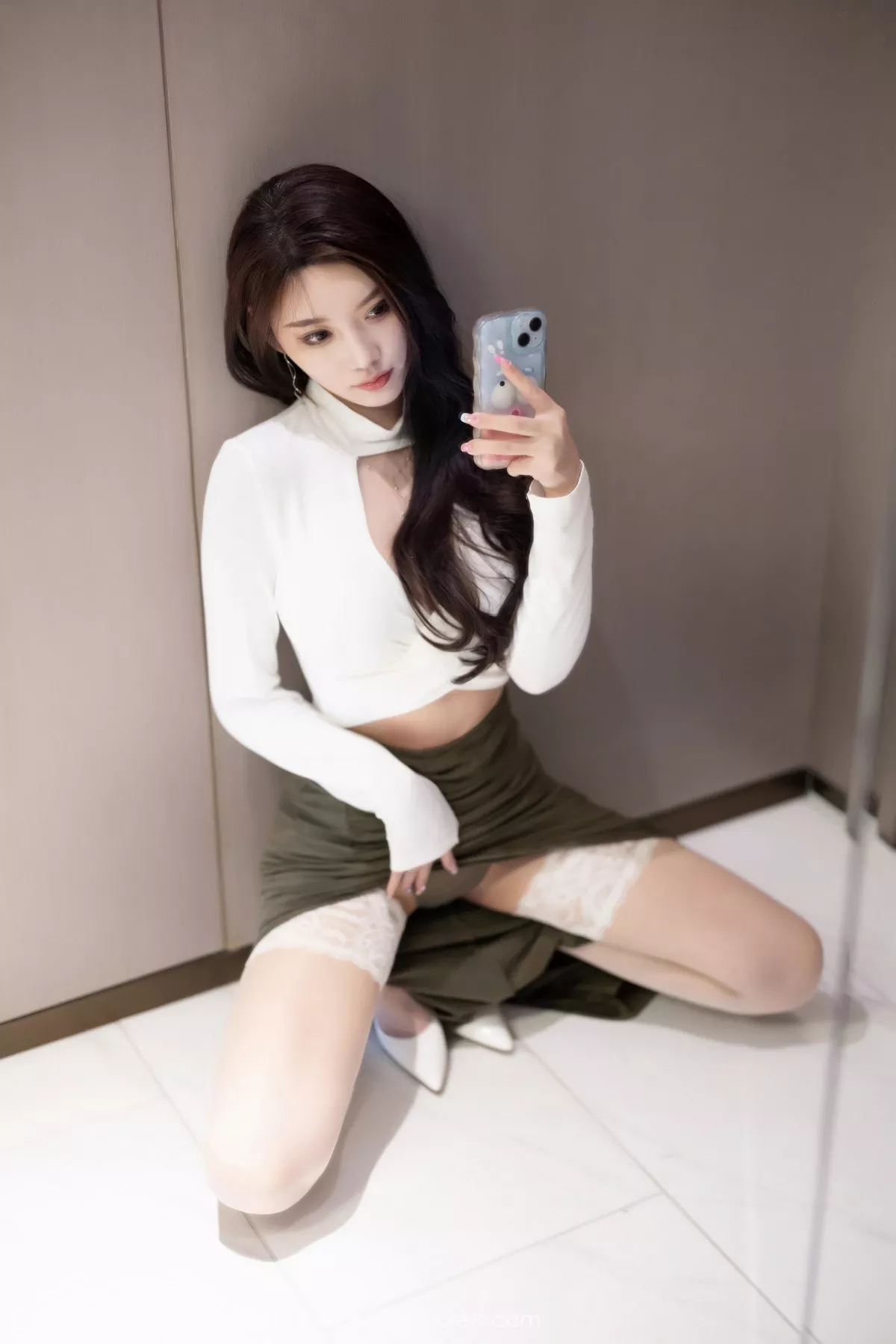 秀人集.com_[XiaoYu画语界]Vol.1080_女神杨晨晨Yome性感白色上衣露黑色薄纱轻透情趣内衣诱惑写真85P