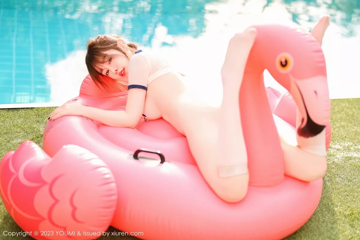 秀人集.com_[YouMi尤蜜荟]Vol.973_女神王雨纯性感白上衣配蓝色短裤半脱秀丰满身材惹火诱惑写真88P