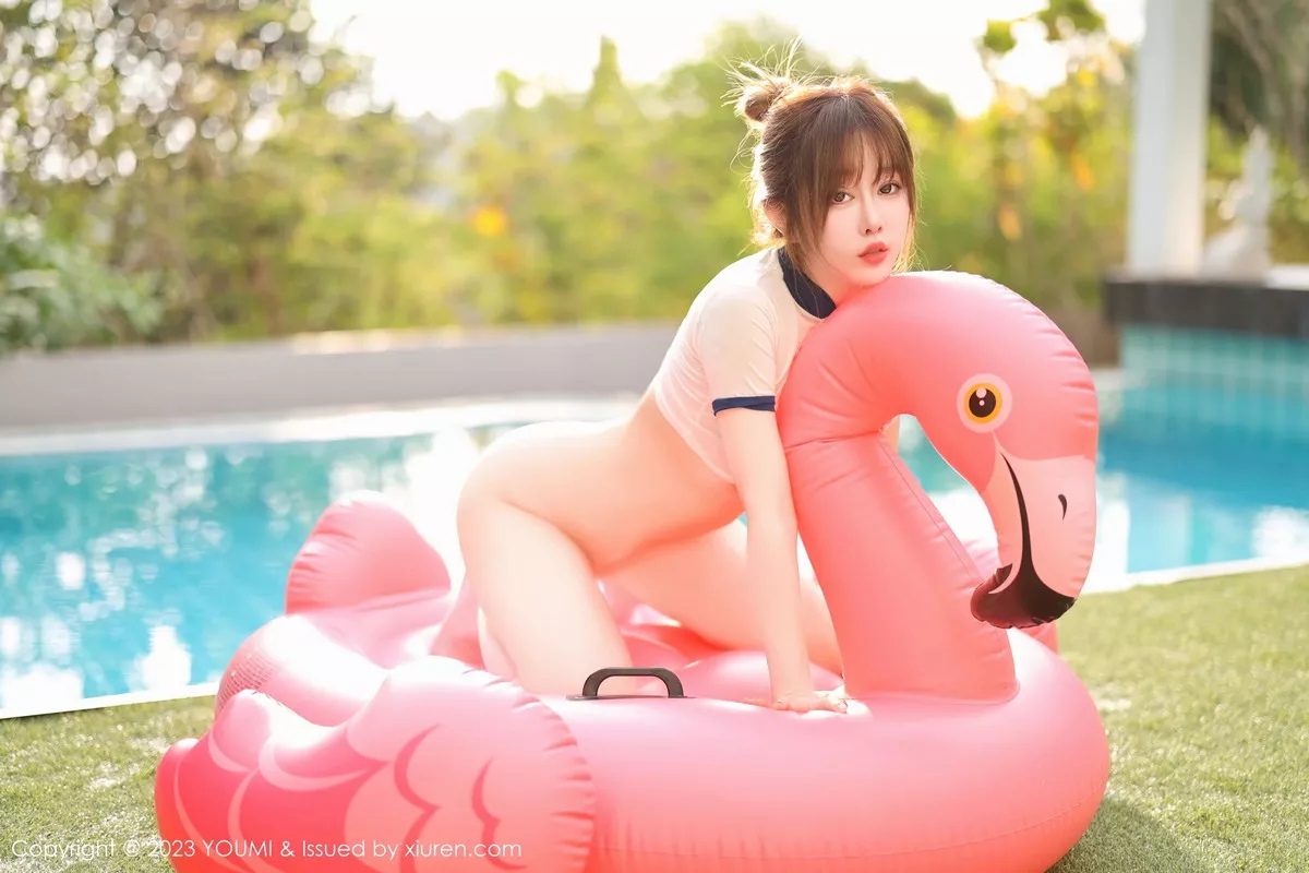 秀人集.com_[YouMi尤蜜荟]Vol.973_女神王雨纯性感白上衣配蓝色短裤半脱秀丰满身材惹火诱惑写真88P