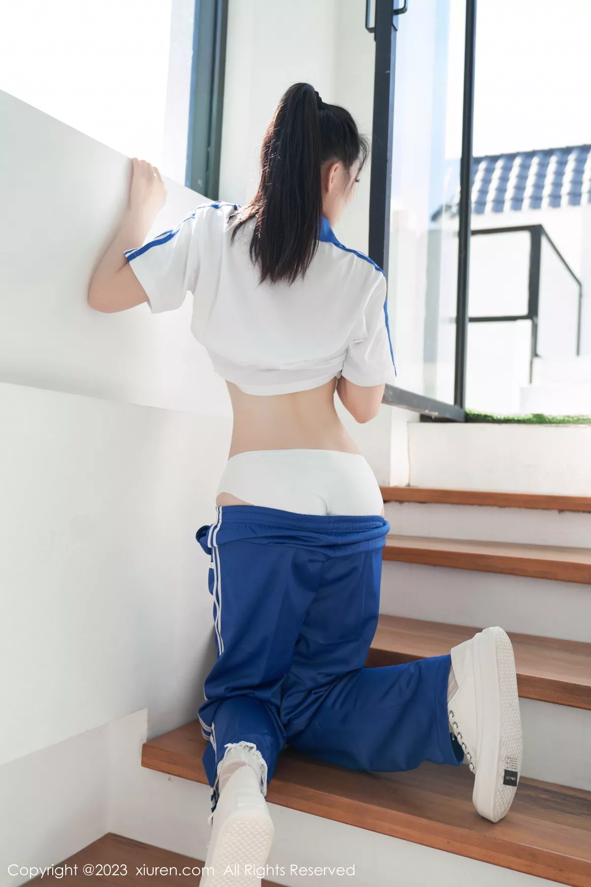 秀人集.com_[XiuRen秀人网]No.7110_模特沈青黛脱性感学生制服露白色蕾丝内衣秀完美身材诱惑写真107P