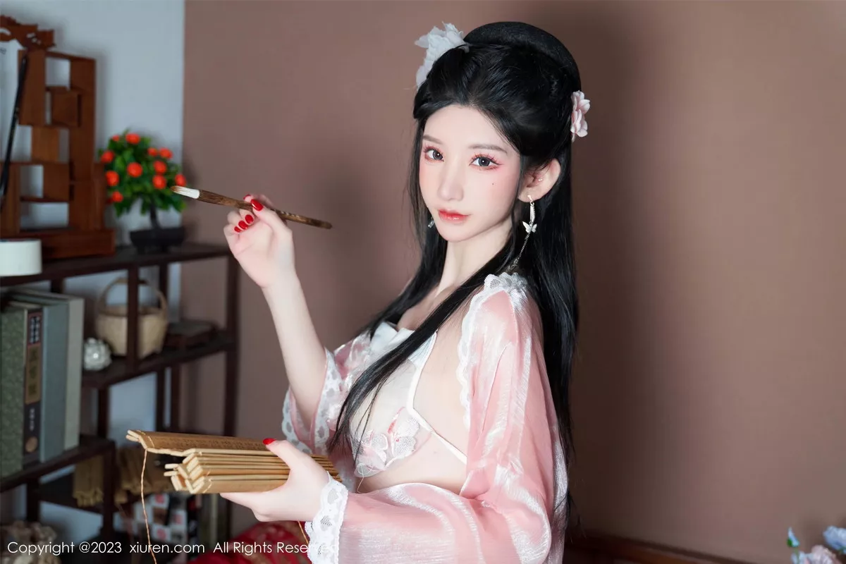 秀人集.com_[XiuRen秀人网]No.7257_女神周于希Sally粉色古装服露性感布兜秀惹火身材撩人诱惑写真79P