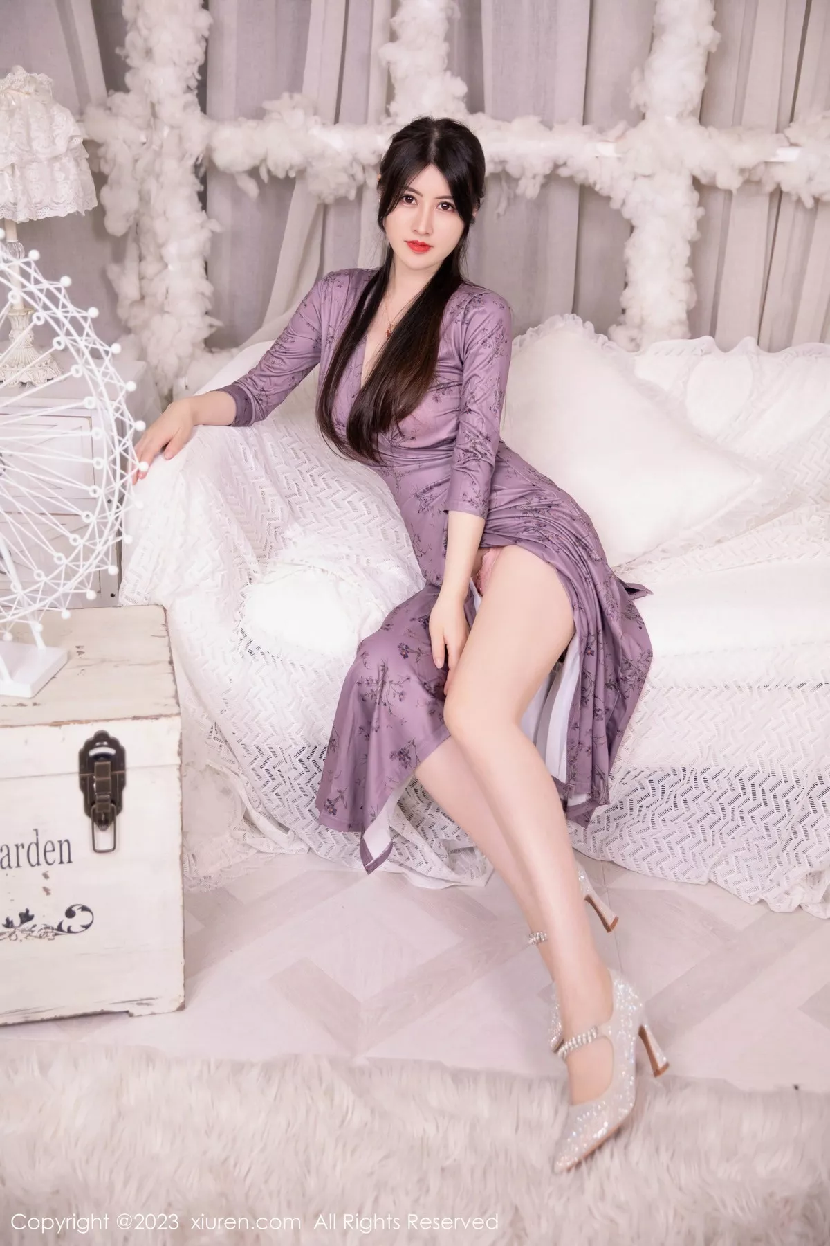 秀人集.com_[XiuRen秀人网]No.7126_模特诗诗kiki脱紫色连衣长裙露性感粉色内衣秀惹火身材诱惑写真87P