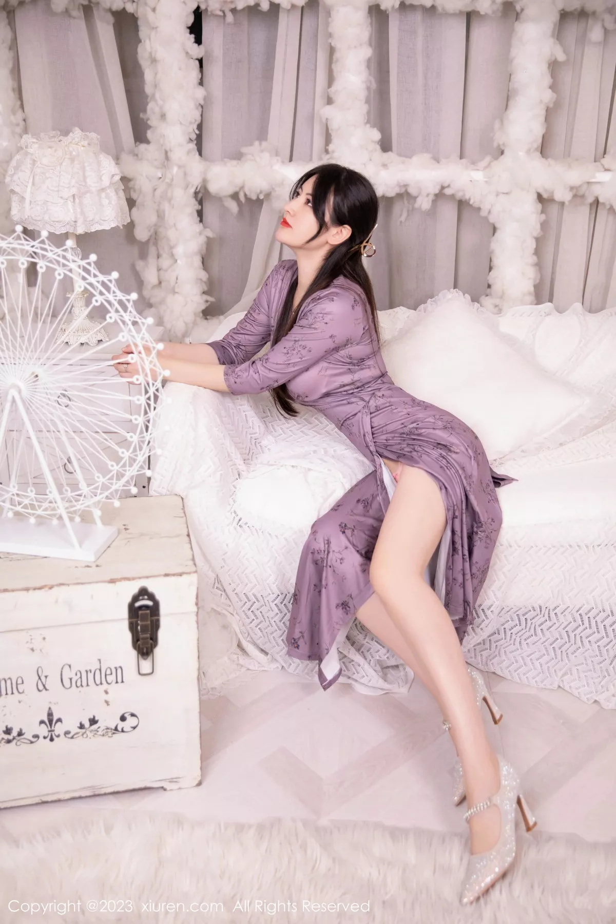 秀人集.com_[XiuRen秀人网]No.7126_模特诗诗kiki脱紫色连衣长裙露性感粉色内衣秀惹火身材诱惑写真87P