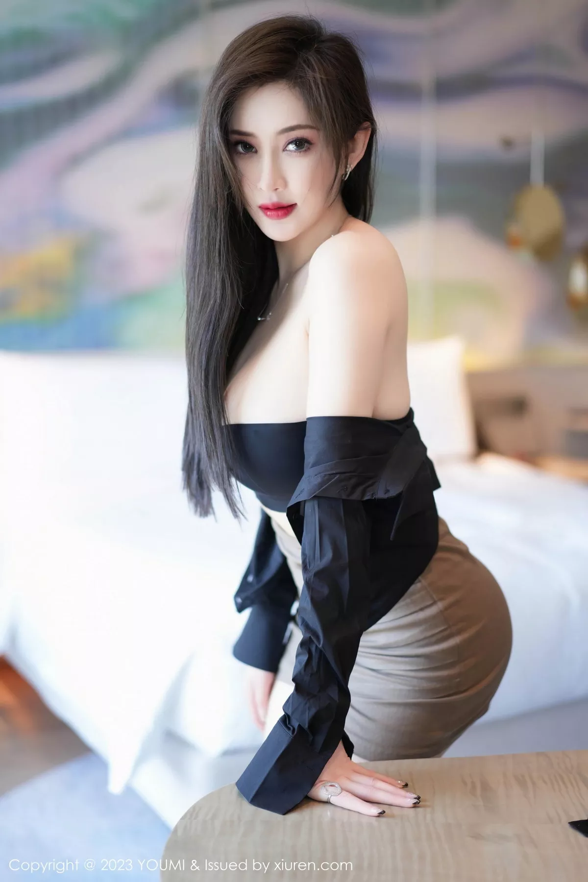 秀人集.com_[YouMi尤蜜荟]Vol.968_女神Carol周妍希性感黑衬衫配驼色短裙露黑色内衣完美诱惑写真83P