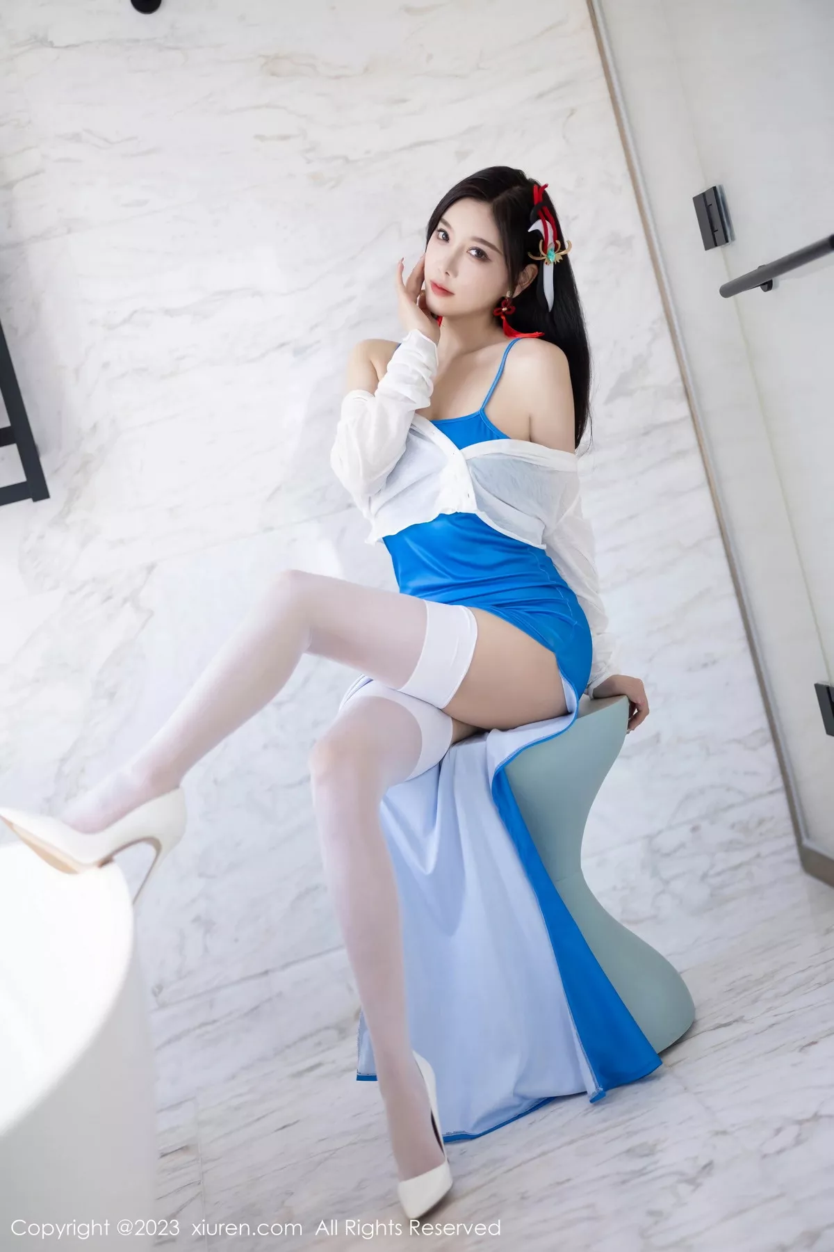 秀人集.com_[XiuRen秀人网]No.7135_女神杨晨晨Yome性感蓝色长裙露浅灰色蕾丝内衣迷人诱惑写真84P