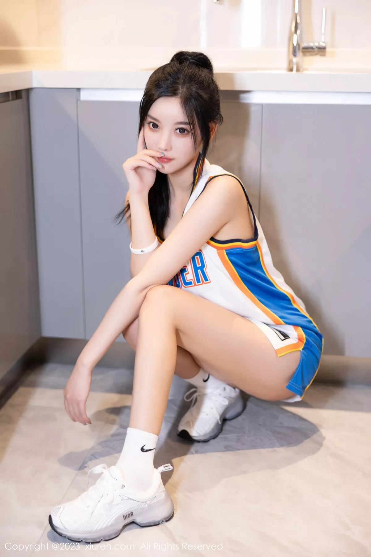 秀人集.com_[XiuRen秀人网]No.7304_女神杨晨晨Yome性感白色运动服饰秀丰腴身材完美诱惑写真86P