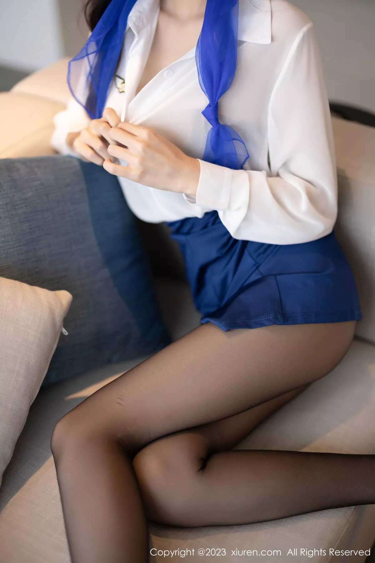 秀人集.com_[XiuRen秀人网]No.7347_模特林星阑空姐制服露蓝灰内衣配魅惑黑丝秀曼妙身姿诱惑写真83P