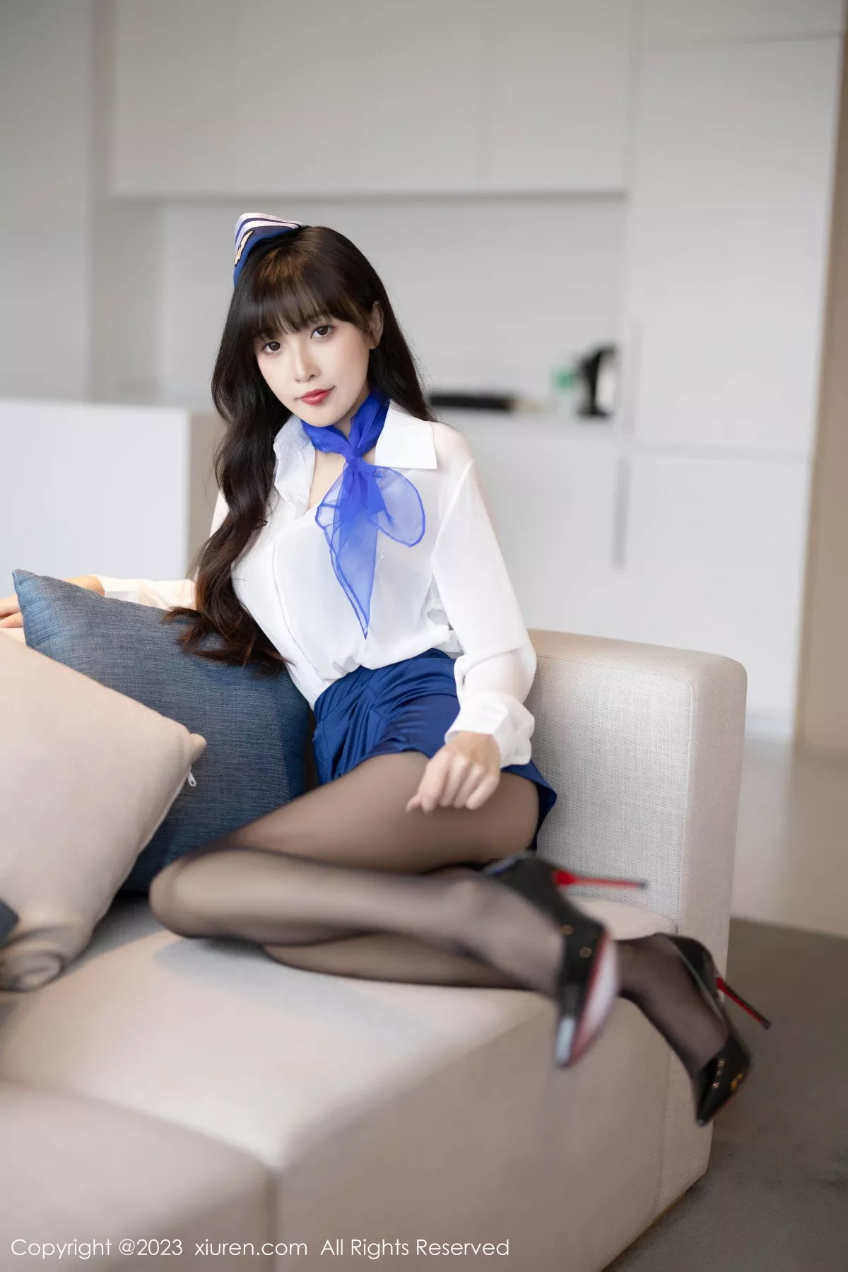 秀人集.com_[XiuRen秀人网]No.7347_模特林星阑空姐制服露蓝灰内衣配魅惑黑丝秀曼妙身姿诱惑写真83P