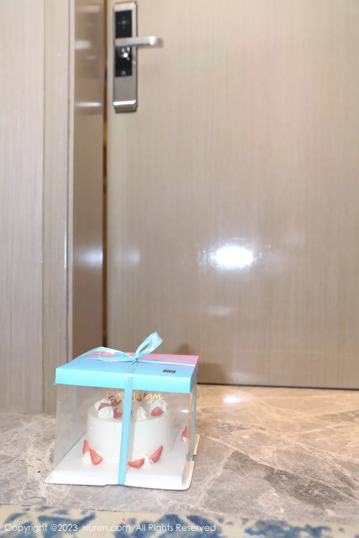 秀人集.com_[XiuRen秀人网]No.7366_模特江真真性感粉白色围裙配超薄肉丝秀圆润丰腴身姿诱惑写真83P