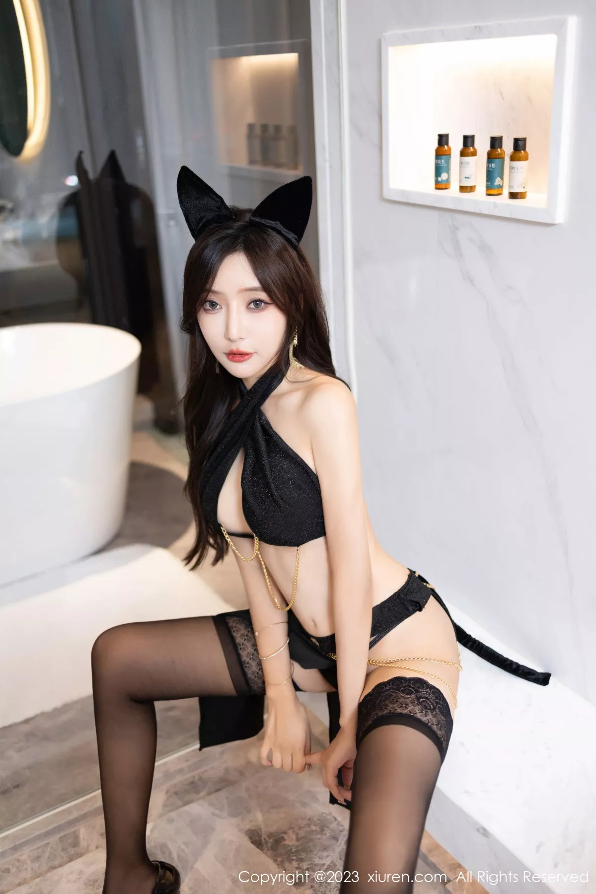 秀人集.com_[XiuRen秀人网]No.7400_女神王馨瑶yanni性感红色连衣短裙+黑色情趣内衣撩人诱惑写真92P