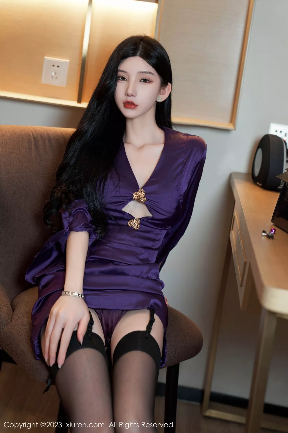 秀人集.com_[XiuRen秀人网]No.7398_女神周于希Sally紫色上衣露性感黑色情趣服秀惹火身材诱惑写真92P