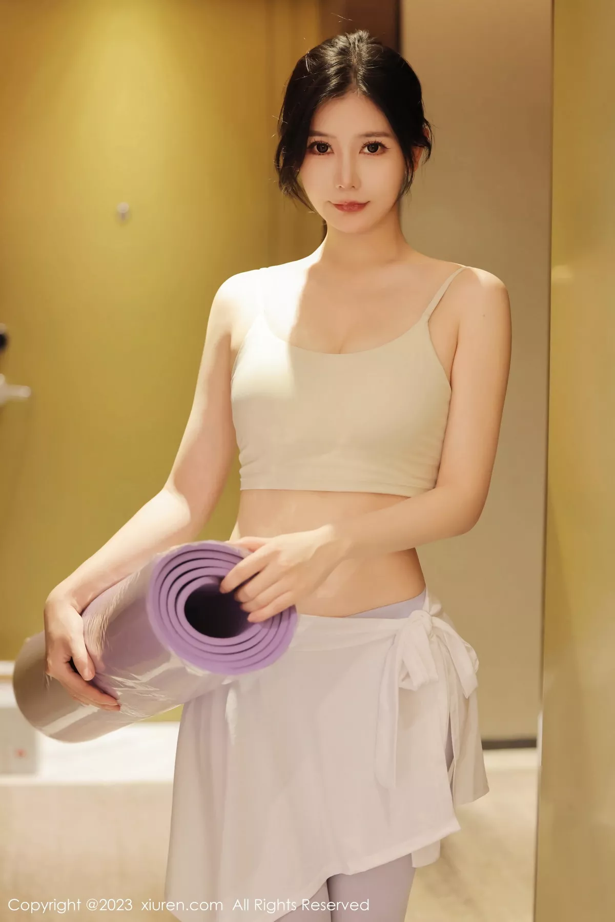 秀人集.com_[XiuRen秀人网]No.7294_模特尹甜甜健身场所性感浅色瑜伽服饰配开档白丝迷人诱惑写真67P