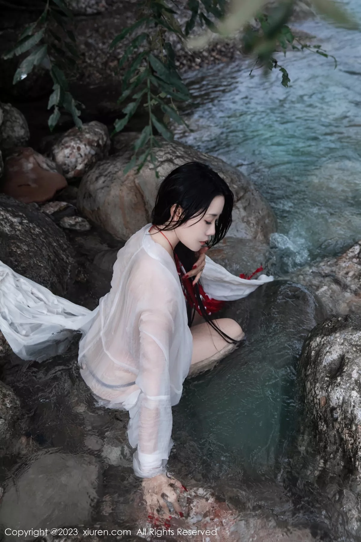 秀人集.com_[XiuRen秀人网]No.7295_模特严利娅Yuliya妲己扮演性感红色薄透古装服饰秀美臀诱惑写真89P