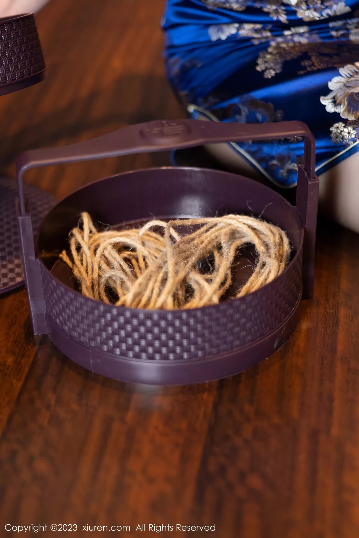 秀人集.com_[XiuRen秀人网]No.7453_女神徐莉芝Booty蓝色旗袍服饰+黑色情趣服秀曼妙身姿诱惑写真91P