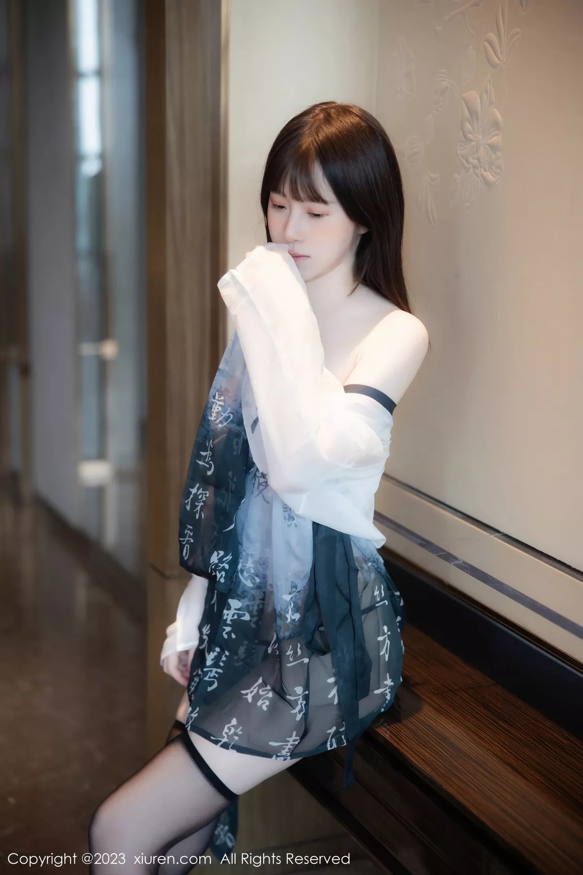 秀人集.com_[XiuRen秀人网]No.7459_模特林悠悠性感黑白薄纱古装服饰配黑丝袜秀曼妙身姿诱惑写真84P