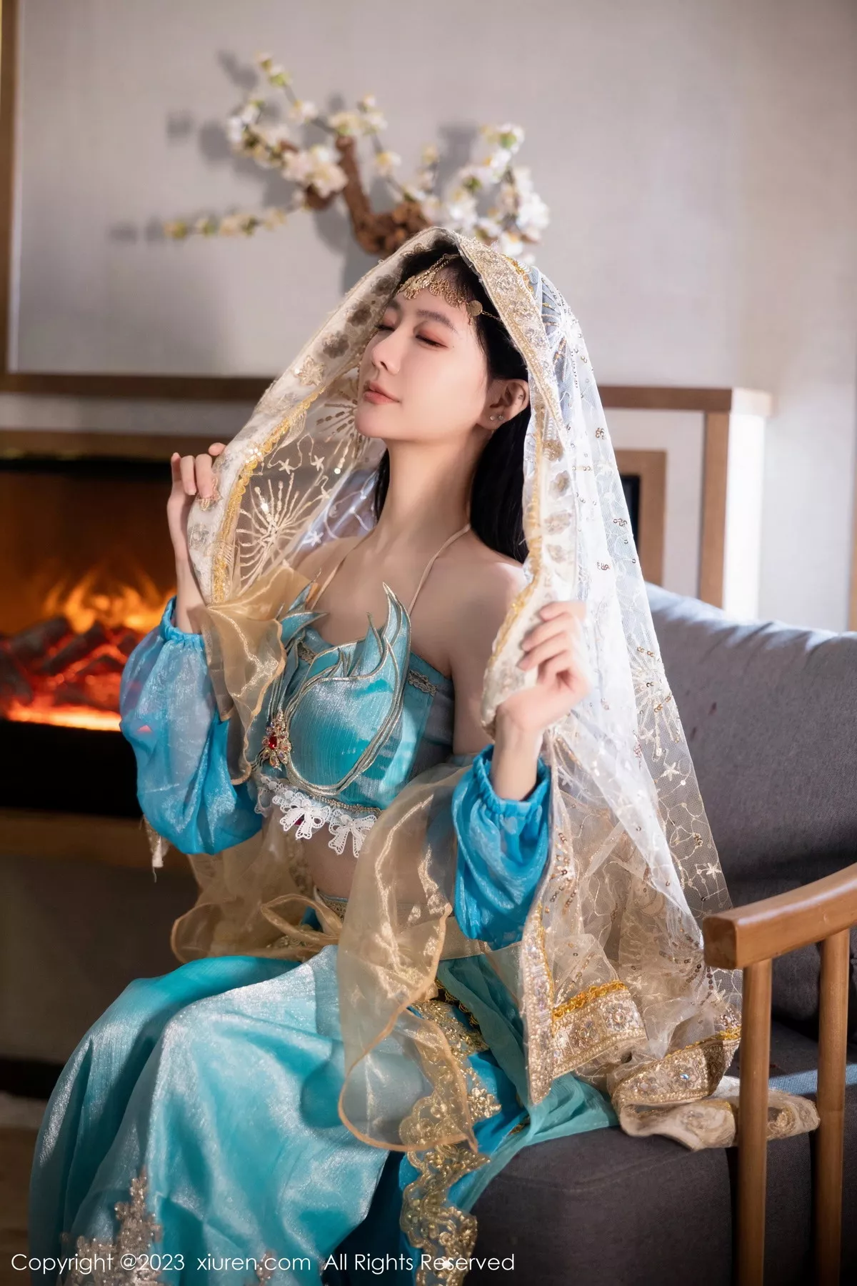 秀人集.com_[XiuRen秀人网]No.7469_模特幼幼性感蓝色西域舞娘短裙露黑色内裤秀白嫩美腿诱惑写真82P