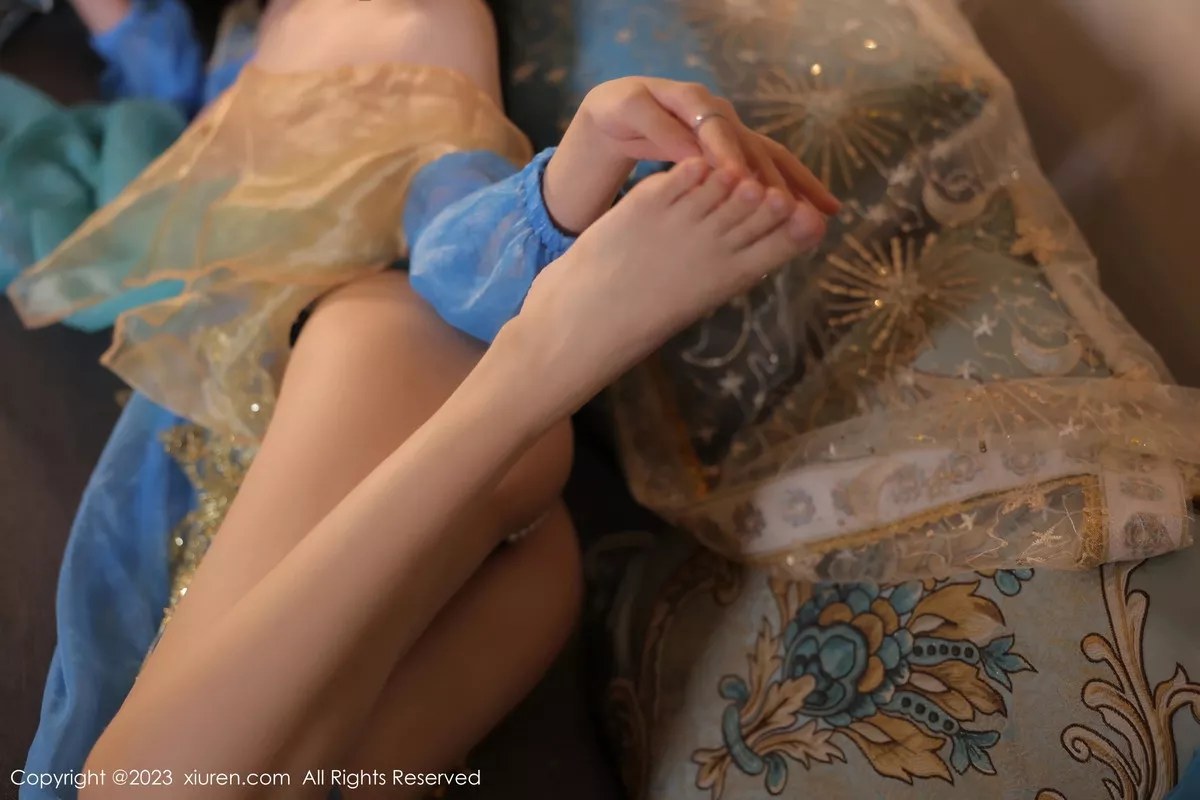 秀人集.com_[XiuRen秀人网]No.7469_模特幼幼性感蓝色西域舞娘短裙露黑色内裤秀白嫩美腿诱惑写真82P