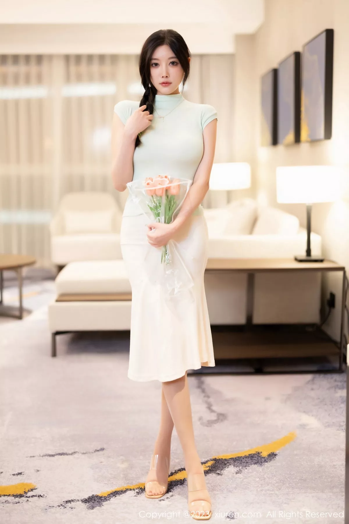 秀人集.com_[XiuRen秀人网]No.7481_女神杨晨晨Yome淡绿色上衣露白色蕾丝内衣秀丰腴身材诱惑写真84P