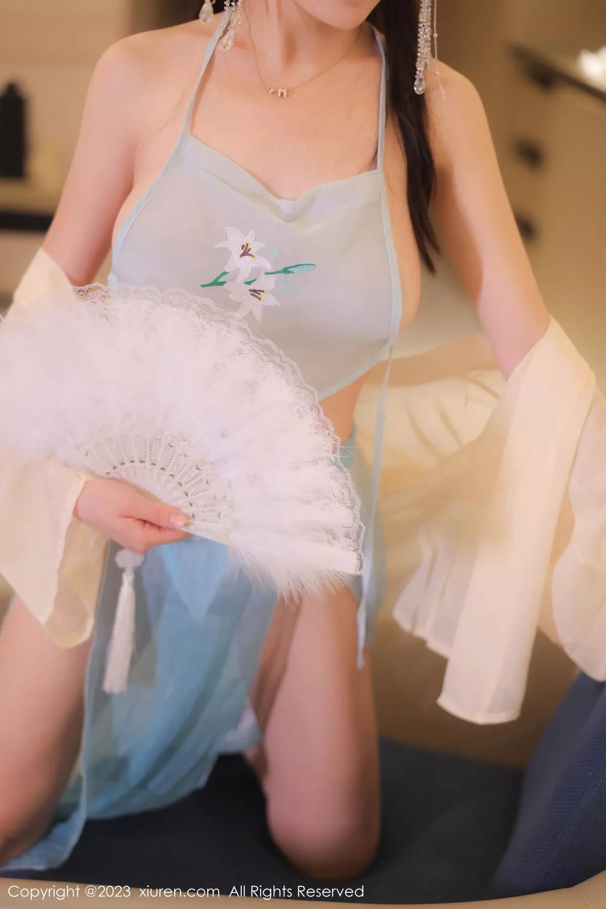 秀人集.com_[XiuRen秀人网]No.7514_模特唐宁宁私房浴室性感浅色薄纱古装服饰秀丰腴身姿诱惑写真75P