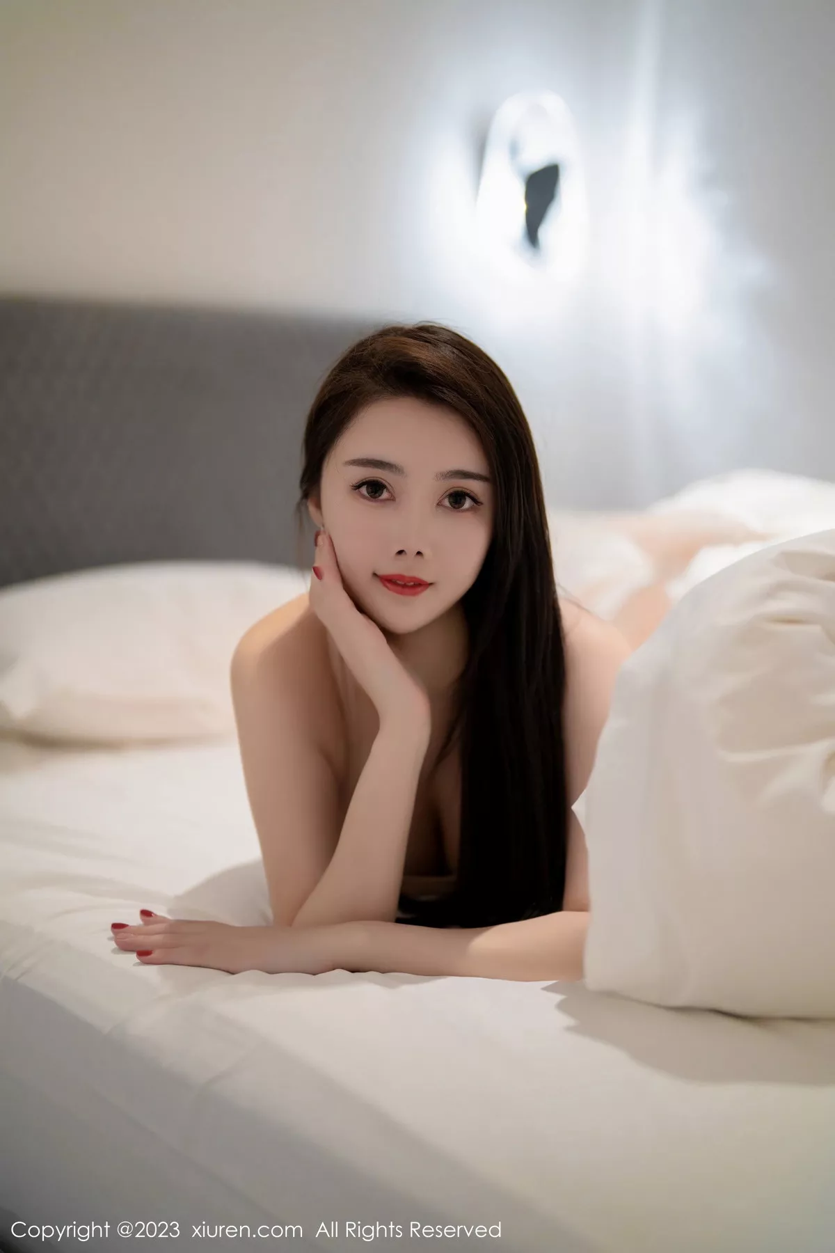 秀人集.com_[XiuRen秀人网]No.7517_模特Summer宝宝红色露肩连衣长裙配肉丝袜秀曼妙身姿诱惑写真62P