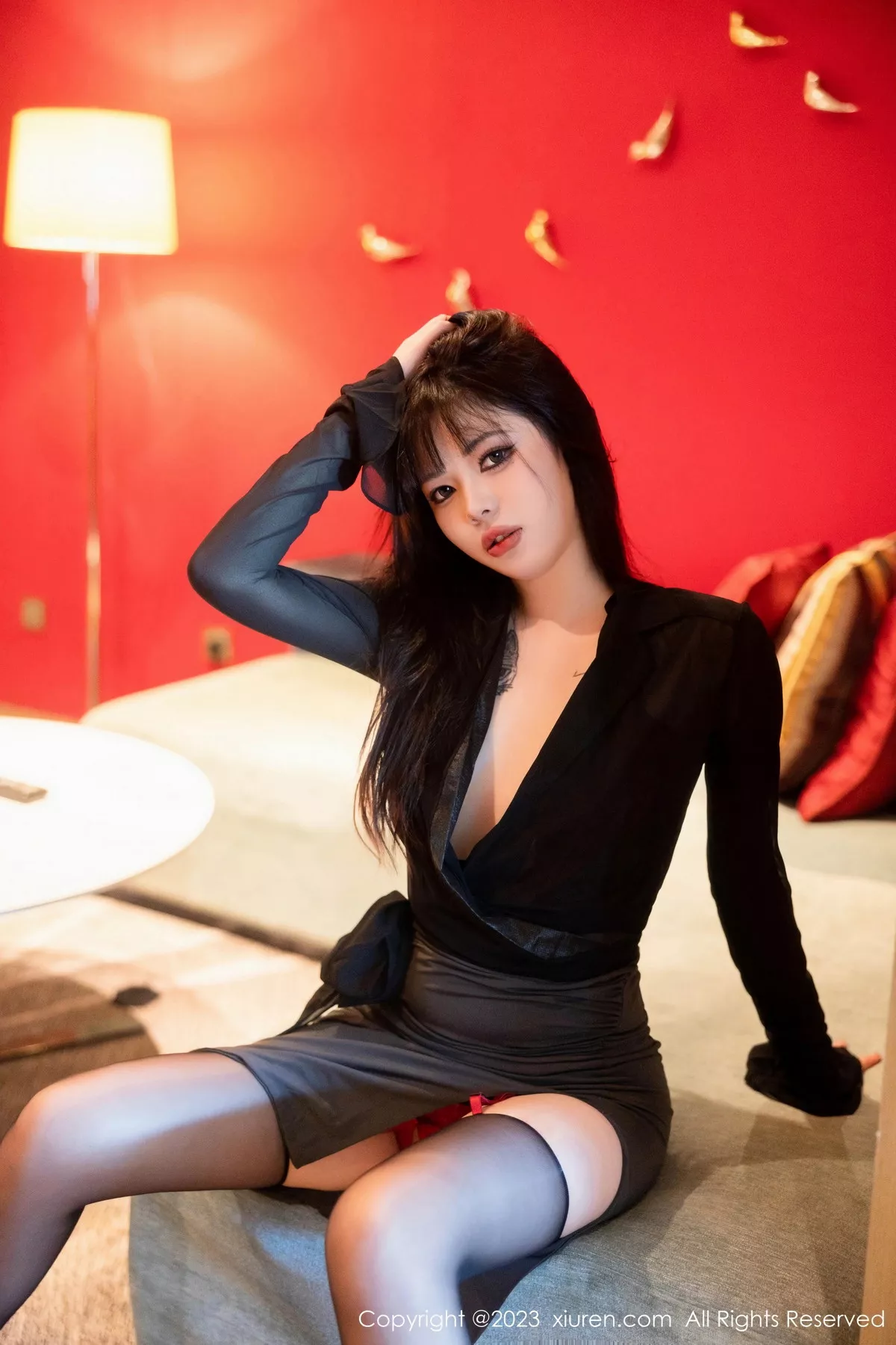 秀人集.com_[XiuRen秀人网]No.7523_模特Arude薇薇性感红色蕾丝情趣内衣配黑丝吊袜极致魅惑写真83P