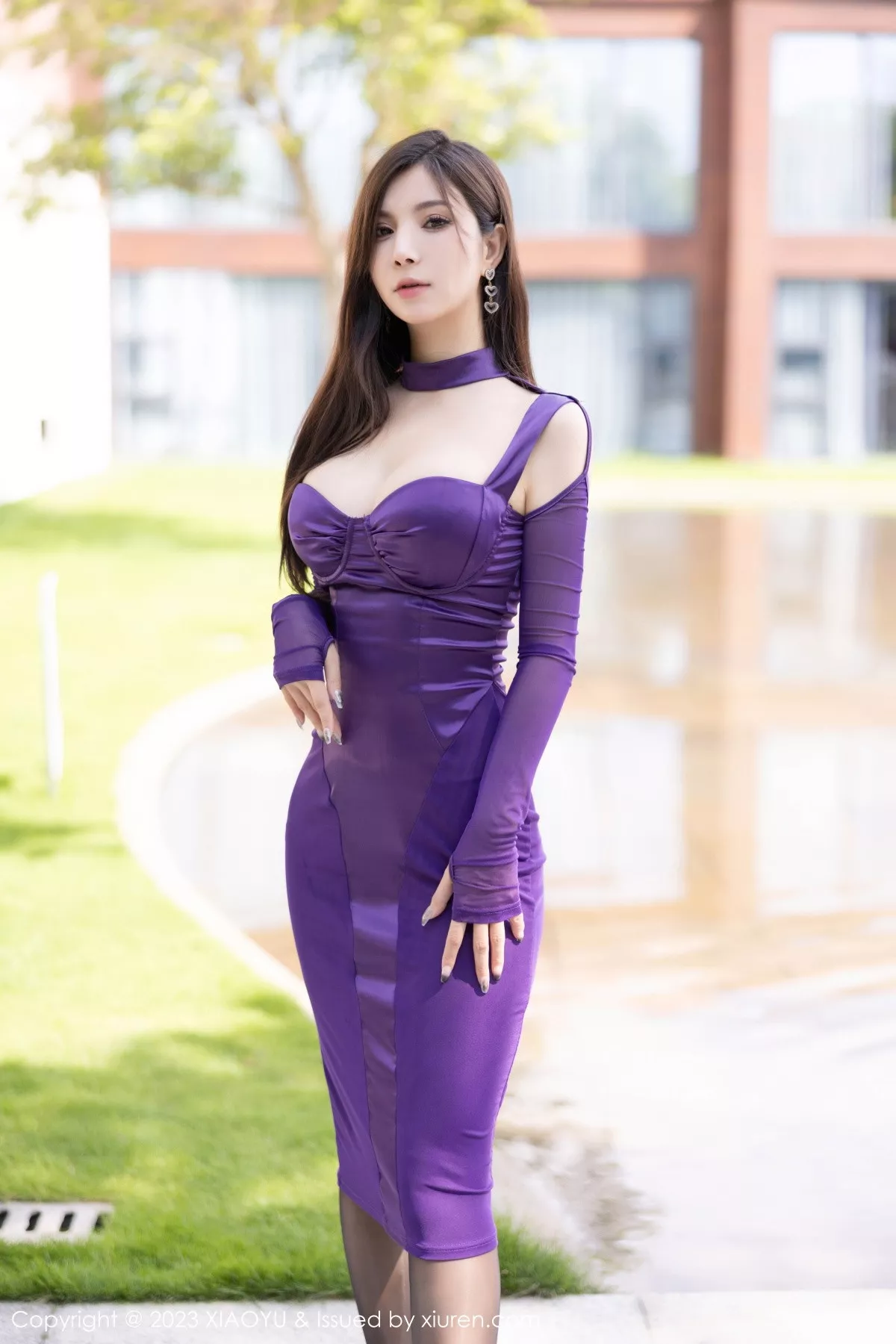 秀人集.com_[XiaoYu画语界]Vol.1115_模特小蛮妖Yummy紫色连衣裙+黑色皮质服秀完美身材诱惑写真81P