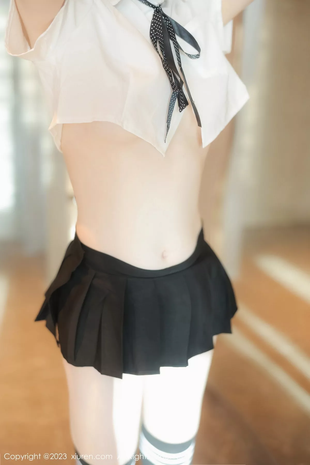 秀人集.com_[XiuRen秀人网]No.7534_模特林悠悠性感短款白T配黑色短裙半撩秀翘臀美腿惹火诱惑写真81P