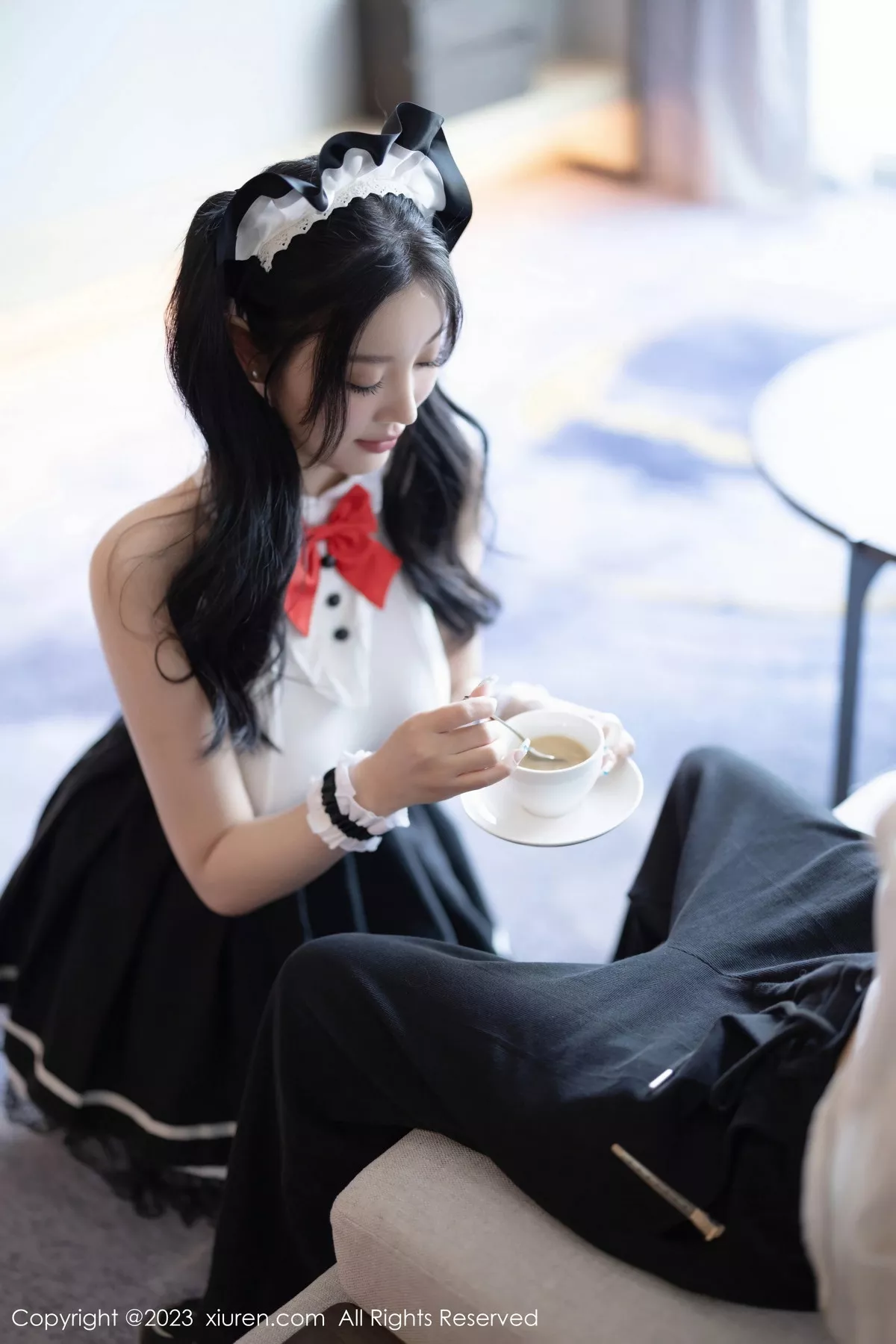 秀人集.com_[XiuRen秀人网]No.7590_女神杨晨晨Yome性感白色蕾丝内衣配白丝袜秀丰满身材诱惑写真92P