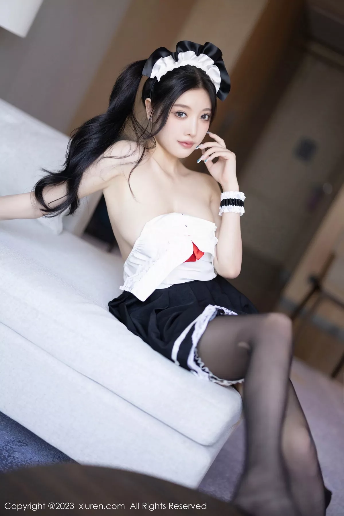 秀人集.com_[XiuRen秀人网]No.7590_女神杨晨晨Yome性感白色蕾丝内衣配白丝袜秀丰满身材诱惑写真92P