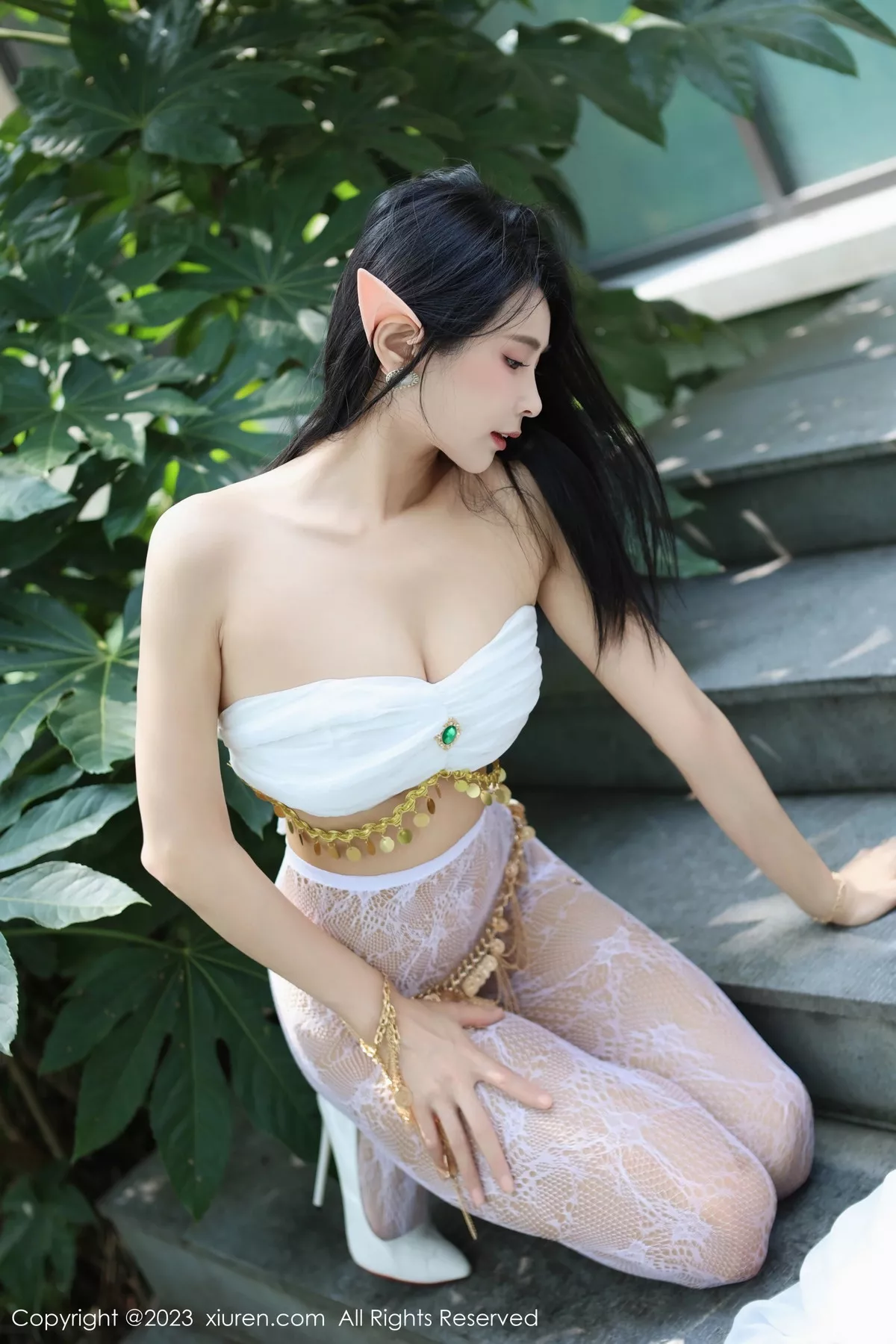 秀人集.com_[XiuRen秀人网]No.7598_模特草莓mm户外精灵装扮性感白丝网纱袜秀曼妙身姿诱惑写真70P