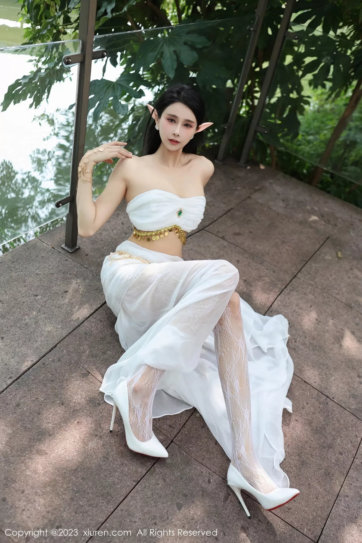 秀人集.com_[XiuRen秀人网]No.7598_模特草莓mm户外精灵装扮性感白丝网纱袜秀曼妙身姿诱惑写真70P