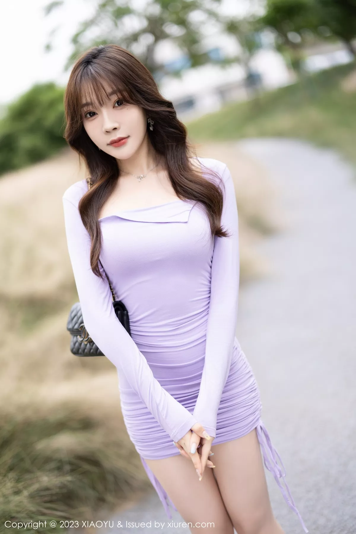 秀人集.com_[XiaoYu画语界]Vol.1140_女神徐莉芝Booty性感淡紫色连衣裙配超薄无内肉丝惹火诱惑写真87P