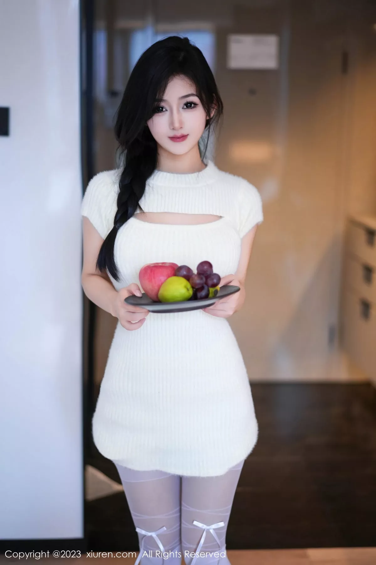 秀人集.com_[XiuRen秀人网]No.7542_模特小逗逗性感黑色OL装露蓝灰色蕾丝内衣配超薄黑丝诱惑写真78P