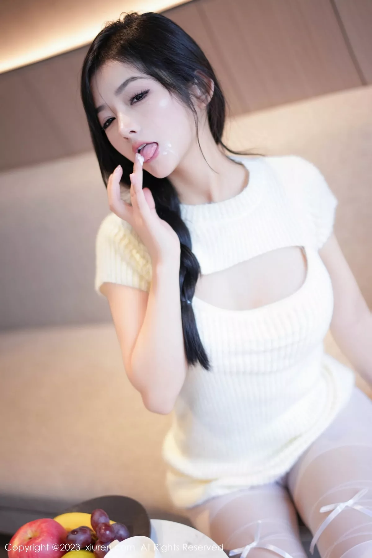 秀人集.com_[XiuRen秀人网]No.7541_模特谭小灵性感粉色轻透内衣配超薄白丝袜秀惹火身段诱惑写真93P