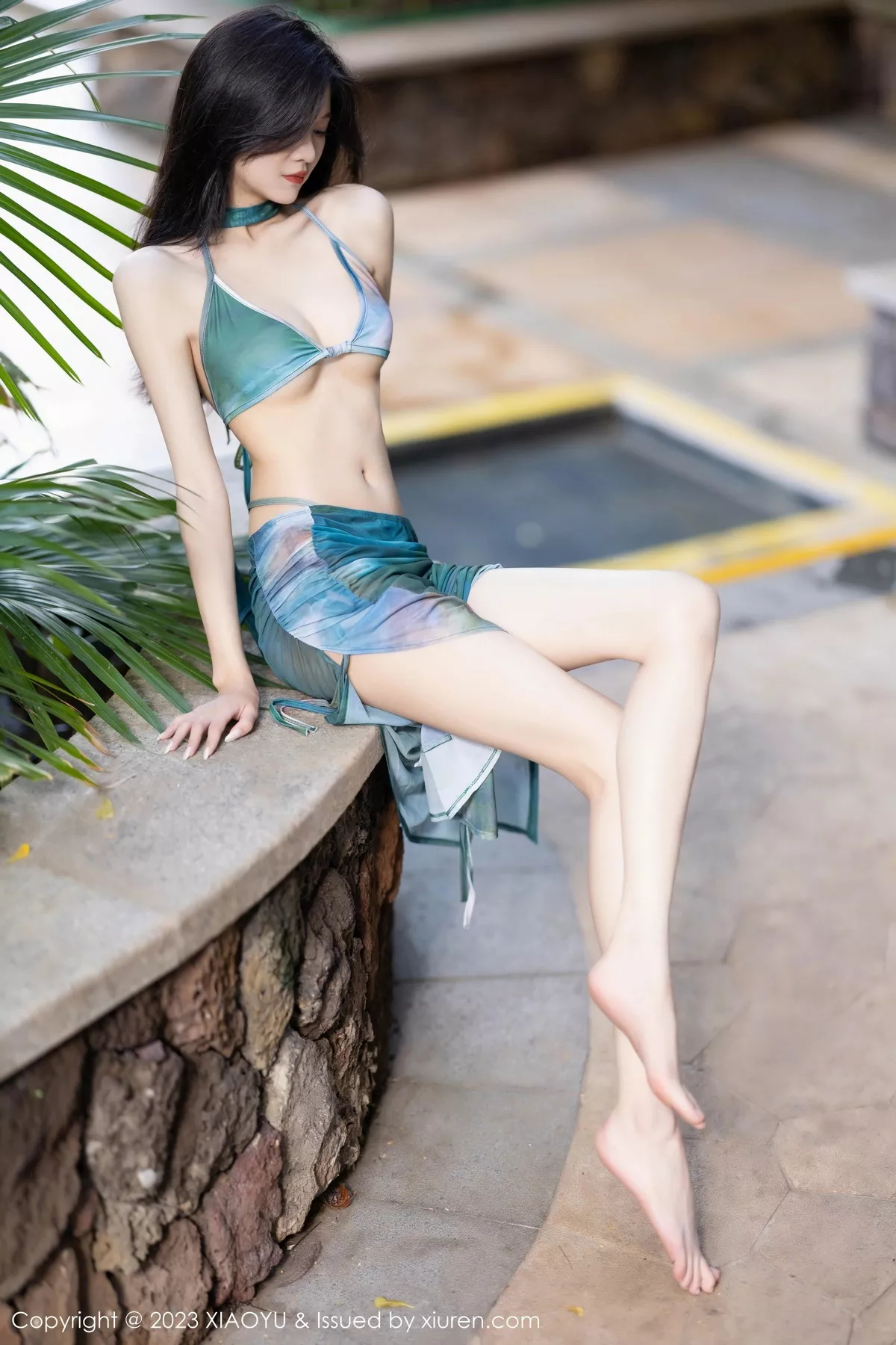 秀人集.com_[XiaoYu画语界]Vol.1146_模特程程程性感墨绿色比基尼+红色开胸服饰秀曼妙身姿诱惑写真86P