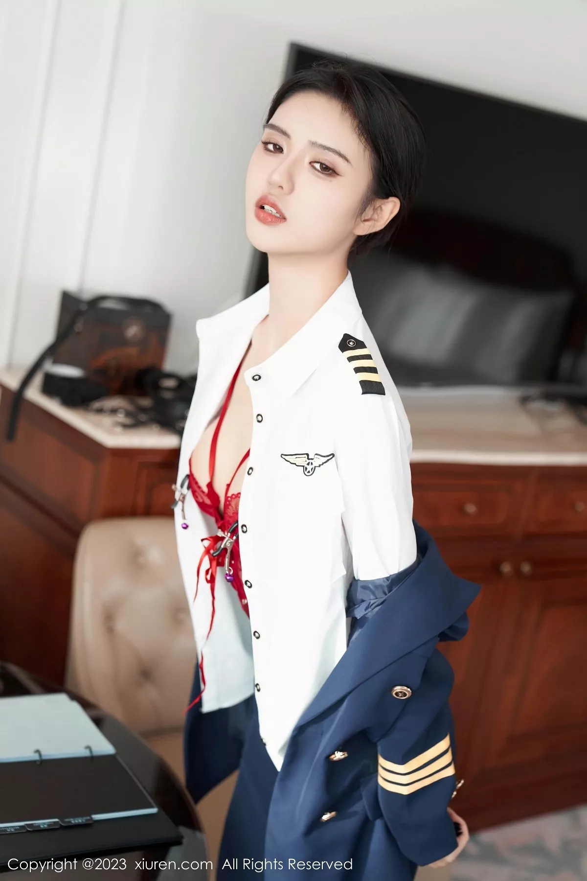 秀人集.com_[XiuRen秀人网]No.7737_模特浅浅Danny秘书角色装扮脱Ol制服露红色蕾丝内衣诱惑写真76P