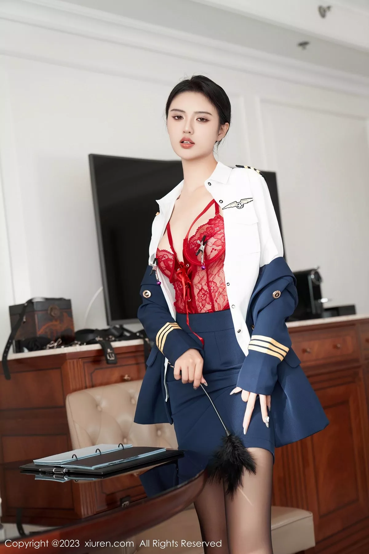 秀人集.com_[XiuRen秀人网]No.7737_模特浅浅Danny秘书角色装扮脱Ol制服露红色蕾丝内衣诱惑写真76P