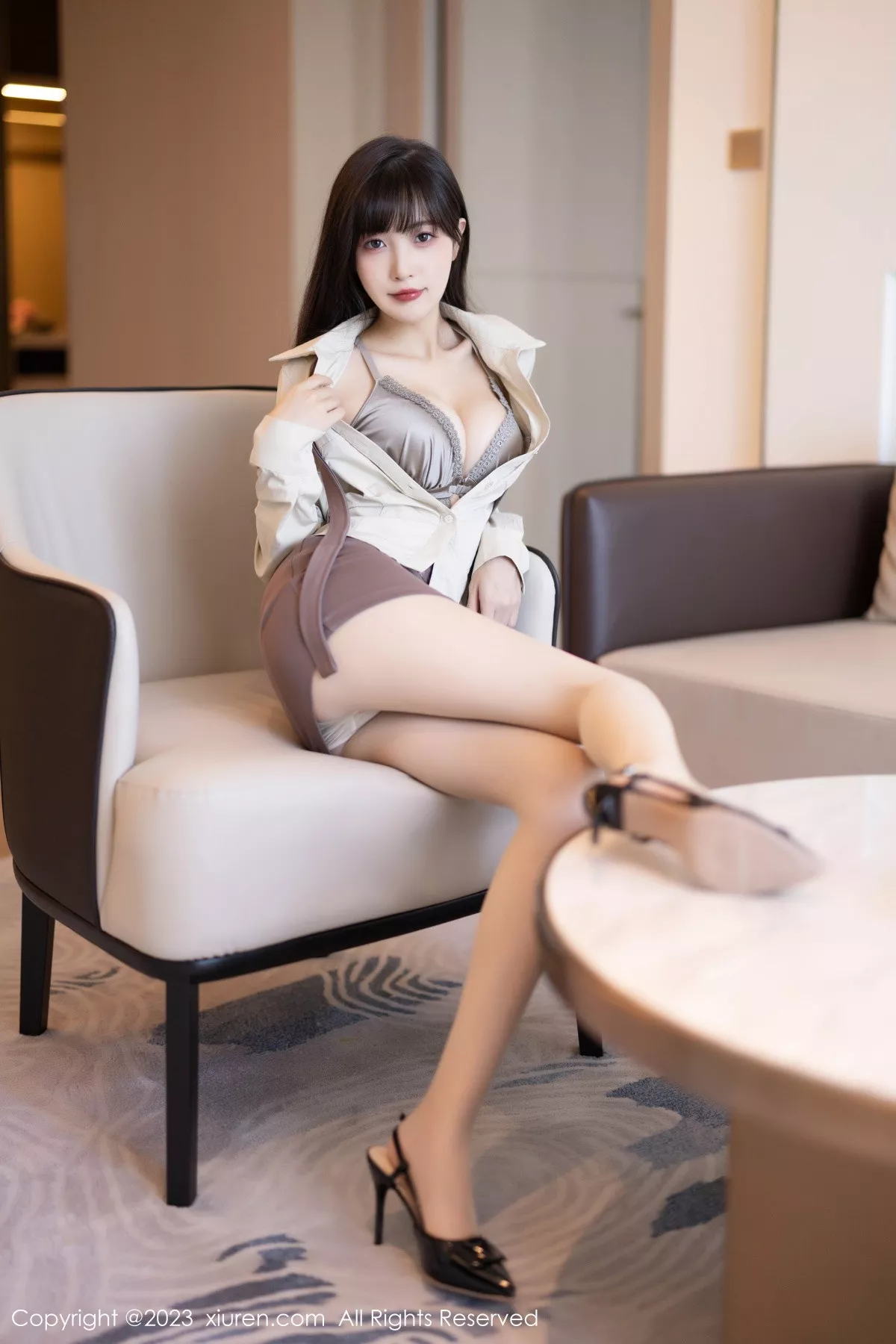 秀人集.com_[XiuRen秀人网]No.7745_模特林星阑性感杏色上衣配短裙露原色丝袜秀苗条身材诱惑写真83P