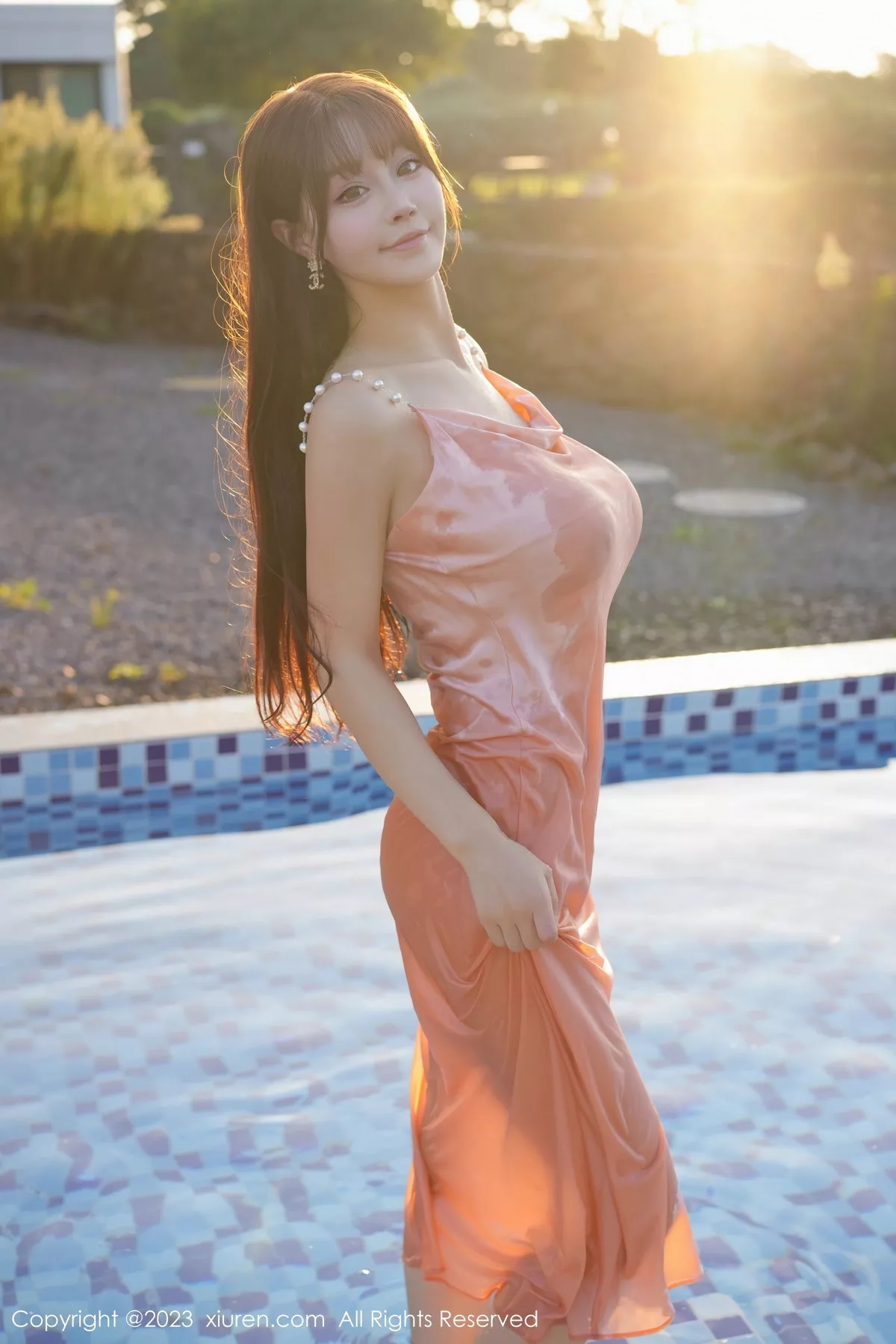 秀人集.com_[XiuRen秀人网]No.7747_女神朱可儿Flora性感吊带长裙+粉色情趣服饰秀丰满身材诱惑写真70P